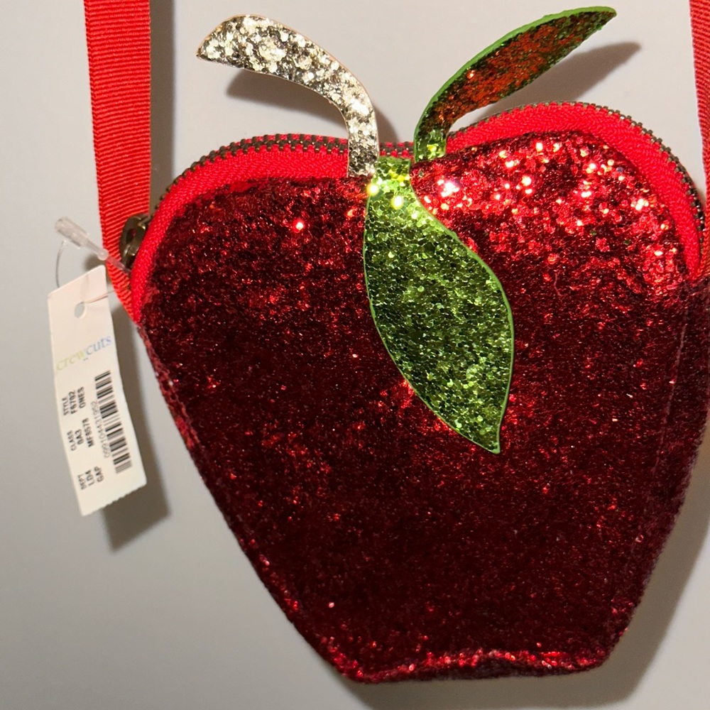 J Crew girls purse bag. NWT. Big Apple design - sequins. One size.